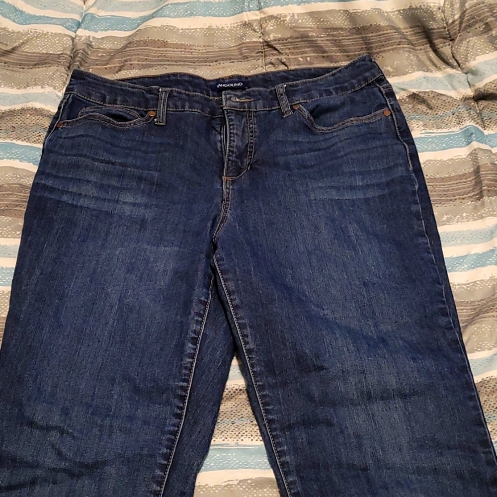 Women's Straight Leg Jeans